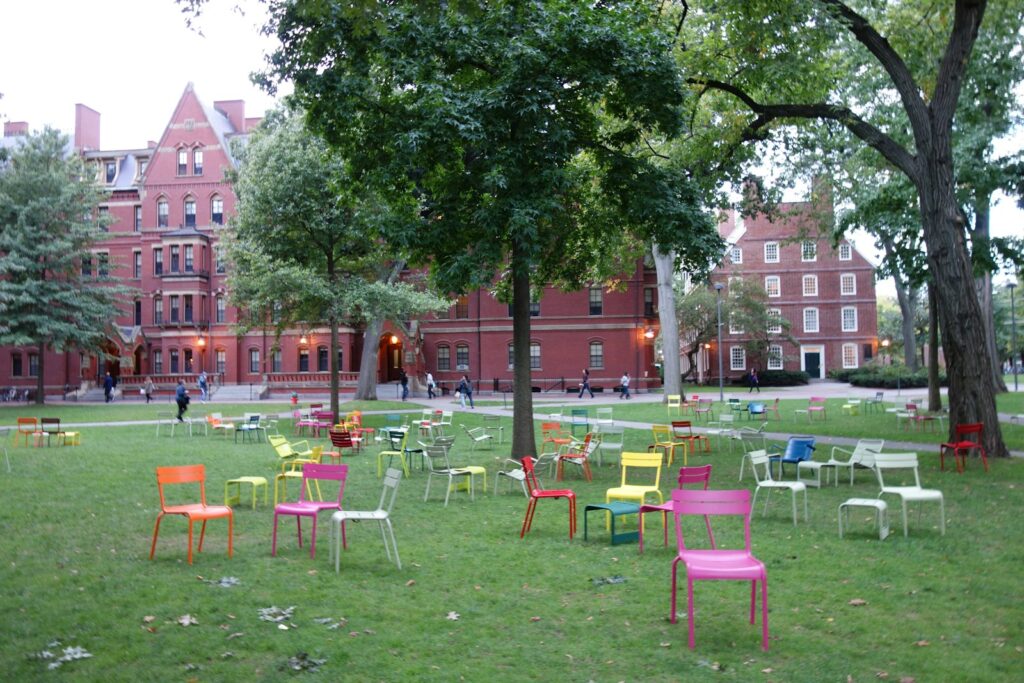 하버드 야드(Harvard Yard) 캠퍼스 — 아이비리그 편입 합격 GPA·조건 2027
